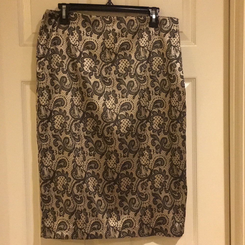 🌸 NY&C Gold Pencil Skirt 🌸